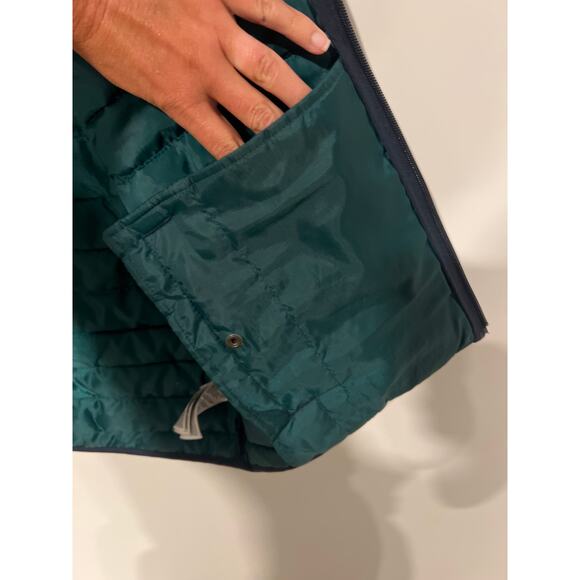 Gap, Navy Blue Cold Control, Zip Vest, Size M, KB299 - Picture 3 of 4